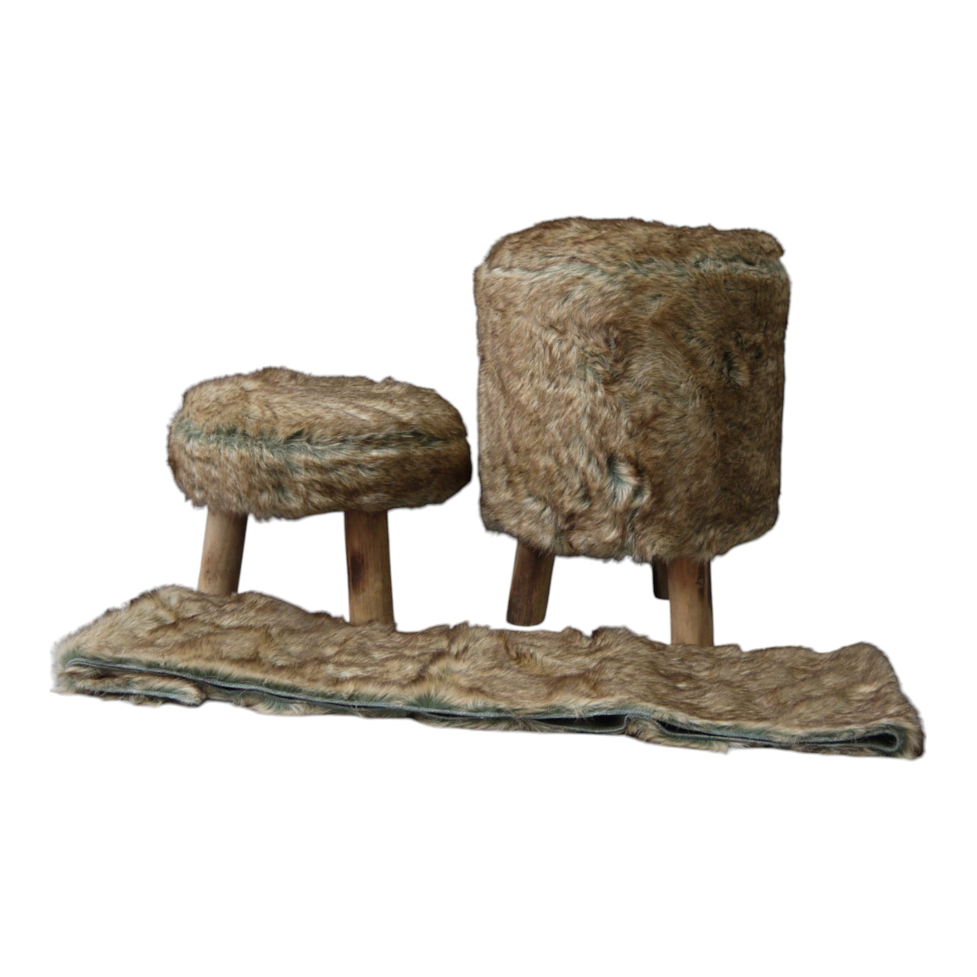 Darstellung von RP flacher Hocker mit Kunstfell Holzfues