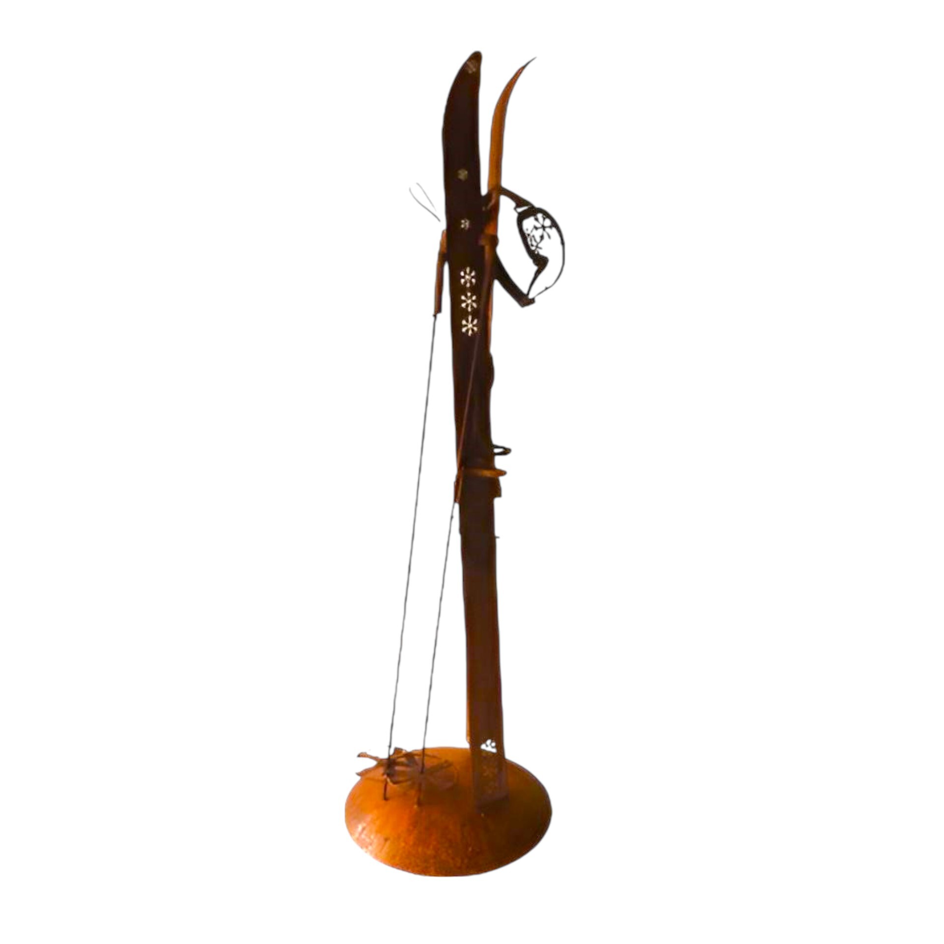 Darstellung von Skiständer mit Stecken und Brille klein