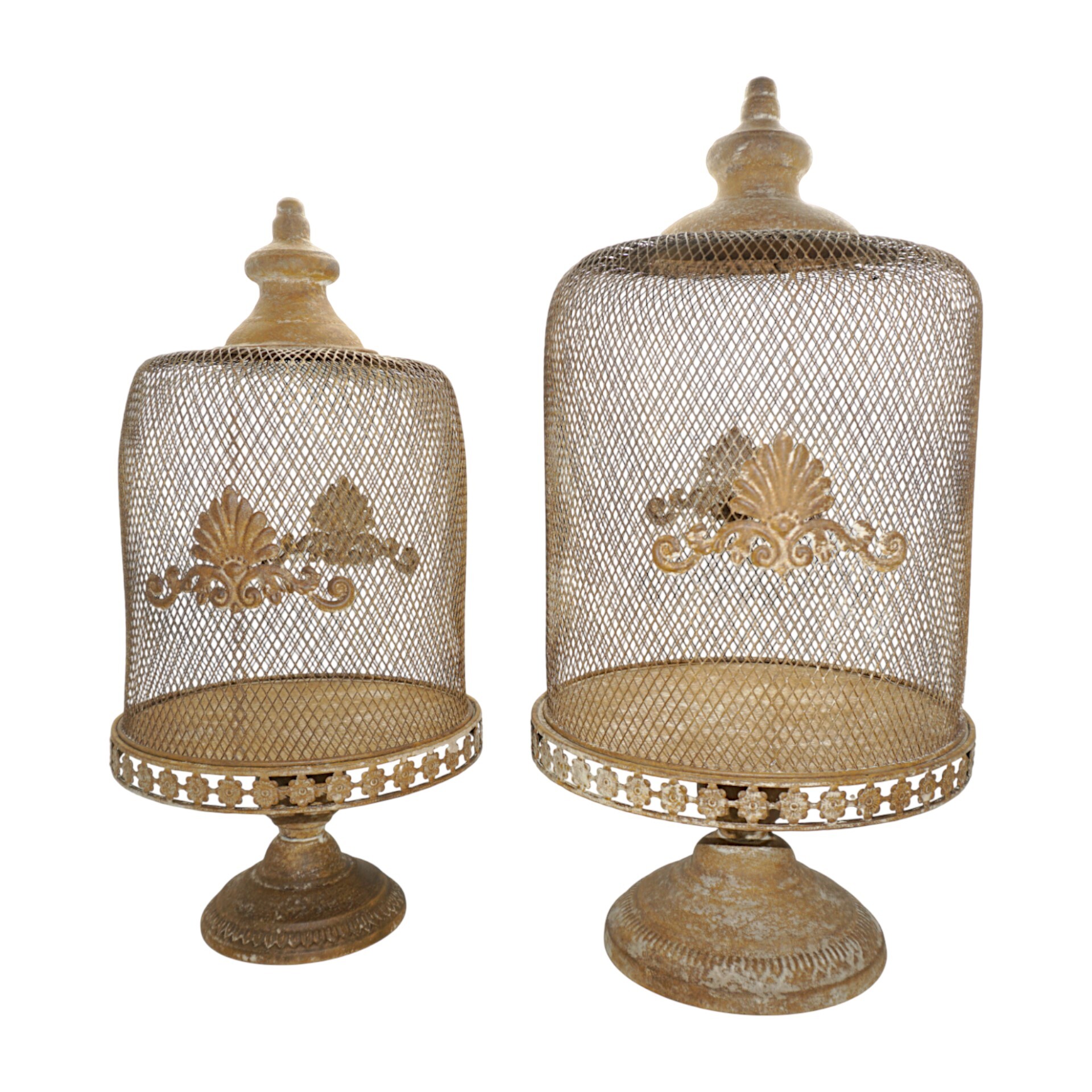 Darstellung von Teller a. Fuss gross m. Glocke senf